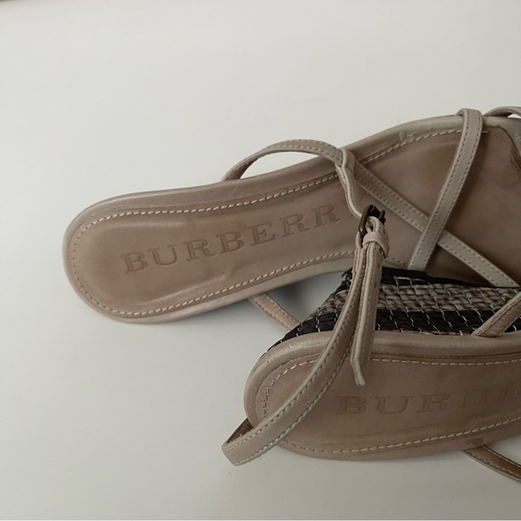 Burberry - Authentic Neutral Suede Sandals - Picture 4 of 6